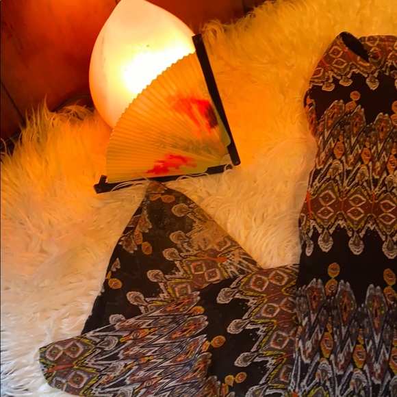 Beautiful Unique Dress - Picture 2 of 3